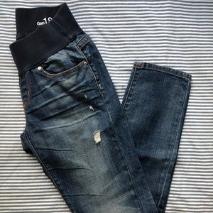 GAP 1969 maternity denim